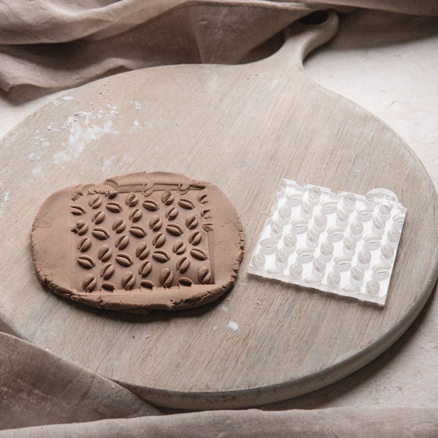 A Marie Coffee Bean Texture Pad
