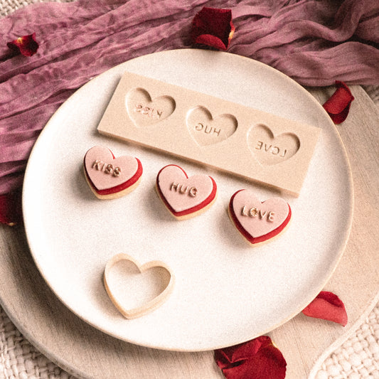 A Marie Love Hearts Plate Seamless Stamper